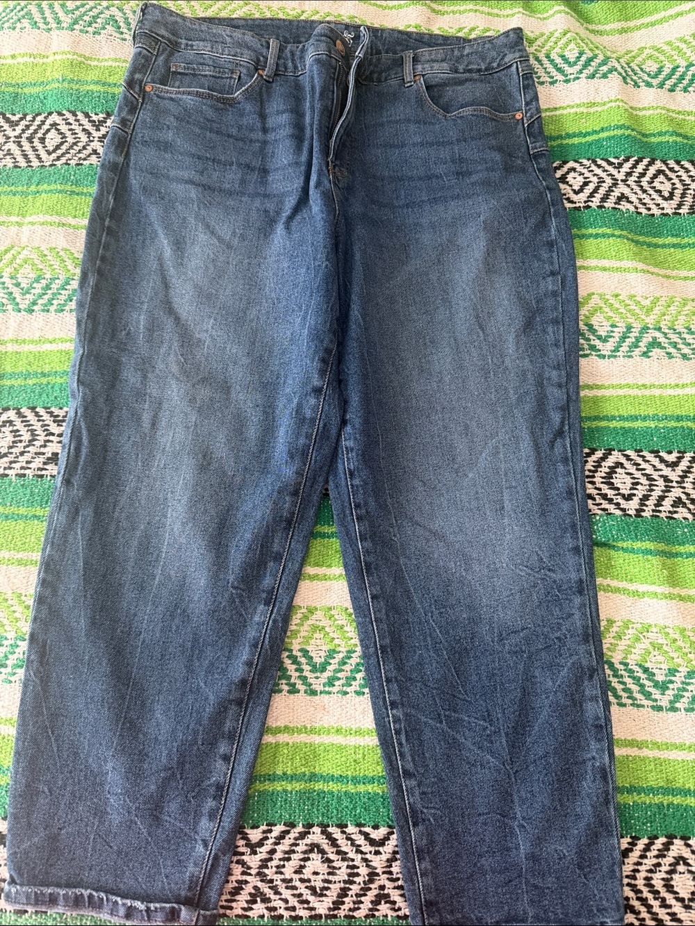 Women’s Dark Blue Straight-Leg Jeans